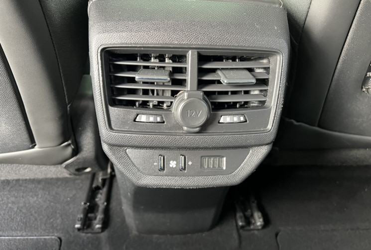 Peugeot 5008 2.0 BlueHDi 150 cv ALLURE / 1ére Main / ATTELAGE