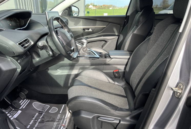 Peugeot 5008 2.0 BlueHDi 150 cv ALLURE / 1ére Main / ATTELAGE