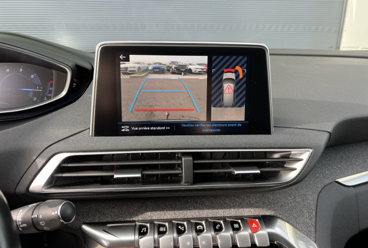 Peugeot 5008 2.0 BlueHDi 150 cv ALLURE / 1ére Main / ATTELAGE