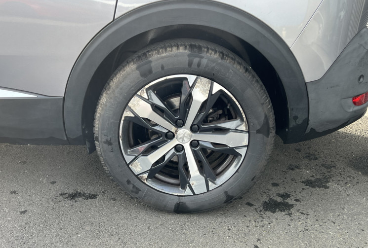 Peugeot 5008 2.0 BlueHDi 150 cv ALLURE / 1ére Main / ATTELAGE