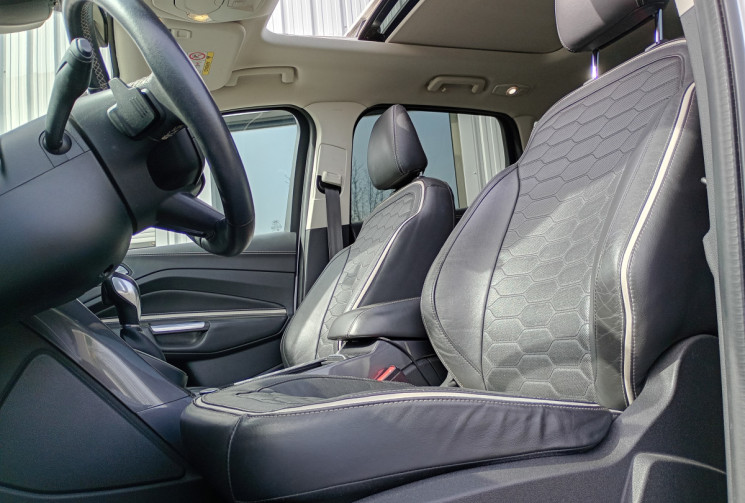 Ford Kuga 2.0 TDCI 180 VIGNALE 4X4 POWERSHIFT *ATTELAGE ELECTRIQUE