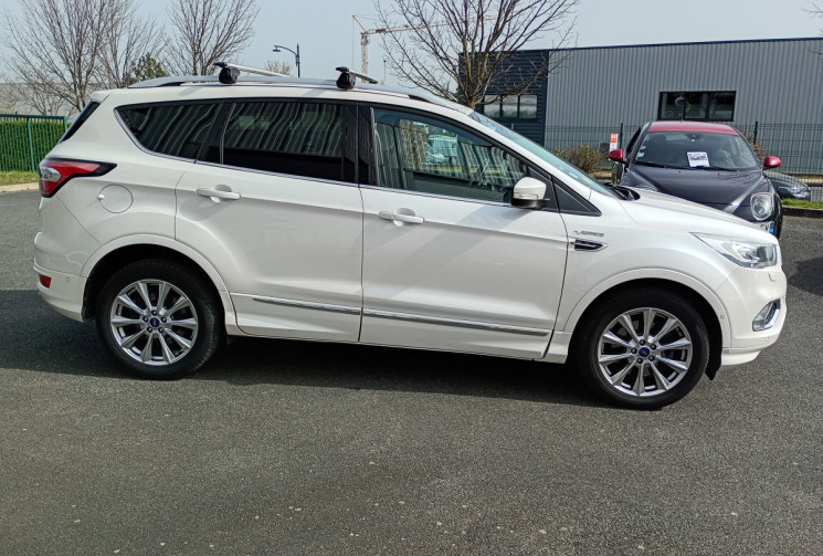 Ford Kuga 2.0 TDCI 180 VIGNALE 4X4 POWERSHIFT *ATTELAGE ELECTRIQUE