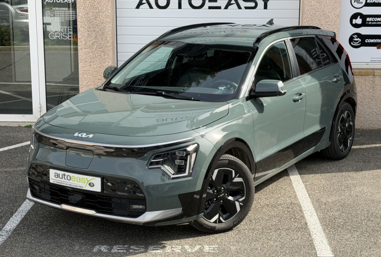 Kia Niro II EV 204 ch Premium / SOH 96% / Entretien et Garantie KIA / Attelage