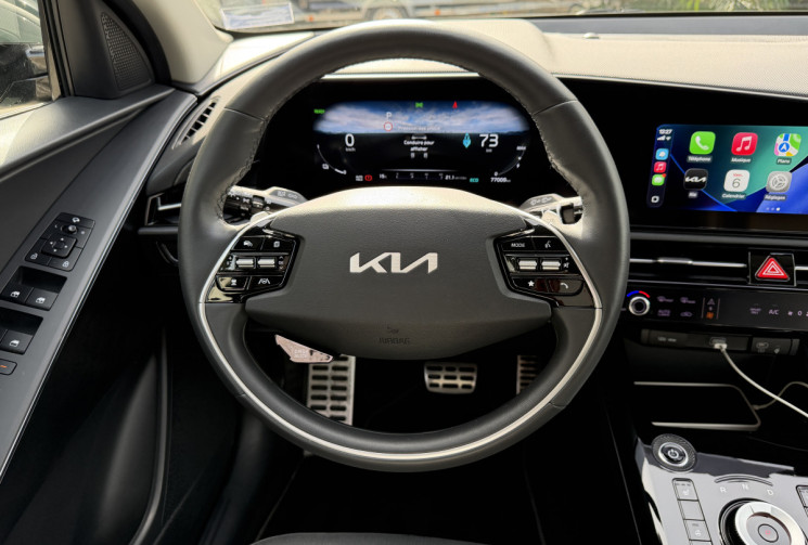 Kia Niro II EV 204 ch Premium / SOH 96% / Entretien et Garantie KIA / Attelage