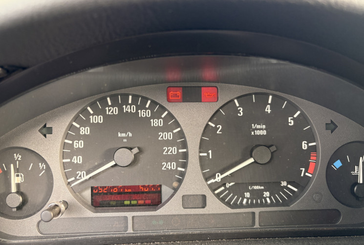 BMW Série 3 (E36) Berline 328i 2.8i 193cv 