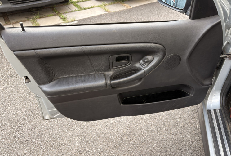 BMW Série 3 (E36) Berline 328i 2.8i 193cv 