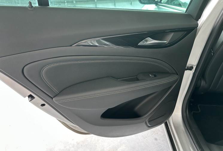 Opel INSIGNIA MARCHAND UNIQUEMENT BIEN LIRE SVP /Grand Sport 1.6D 136/CarPlay/Sièges cuir chauffants