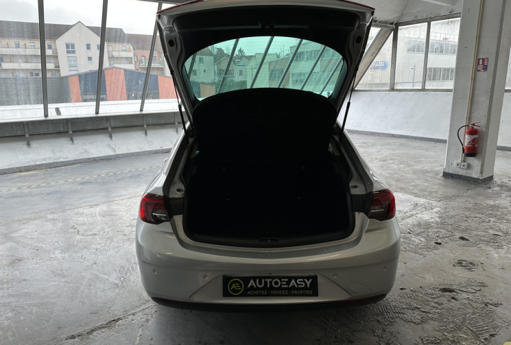 Opel INSIGNIA Grand Sport 1.6D 136 Business Edition / Moteur à chaine / CarPlay / Sièges chauffants