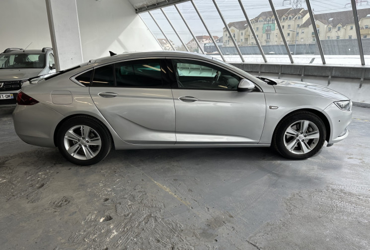 Opel INSIGNIA MARCHAND UNIQUEMENT BIEN LIRE SVP /Grand Sport 1.6D 136/CarPlay/Sièges cuir chauffants
