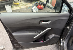 Toyota Corolla 2.0 VVT-i 180 HSD CVT 196 cv