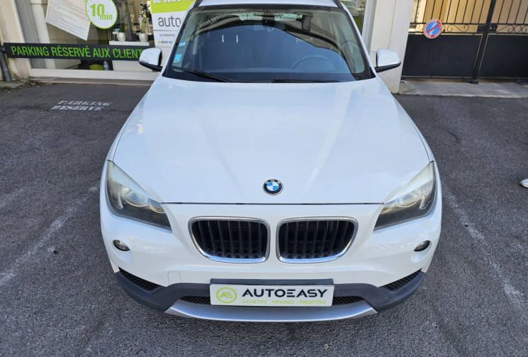 BMW X1 sDrive 16d 116 ch Lounge Toit panoramique 