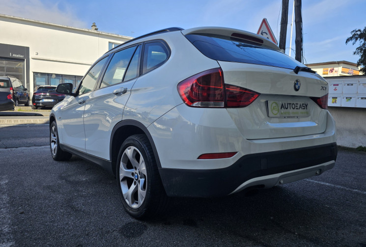 BMW X1 sDrive16d 116 ch Lounge Toit panoramique 