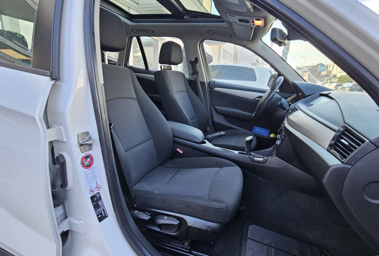 BMW X1 sDrive 16d 116 ch Lounge Toit panoramique 