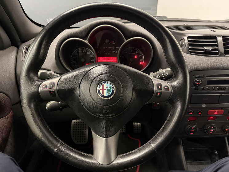 Alfa Romeo 147 GTA - V6 Busso 3.2 - Suivi complet