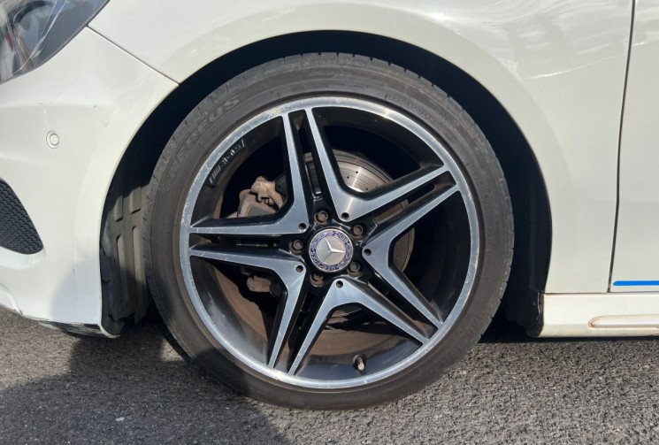 Mercedes Classe A 180 Turbo 1.6 i 16V Turbo 7G-DCT 122 cv AMG