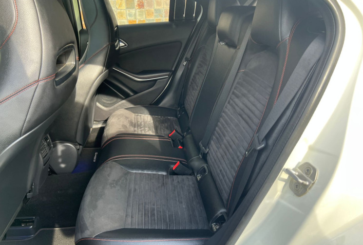 Mercedes Classe A 180 Turbo 1.6 i 16V Turbo 7G-DCT 122 cv AMG