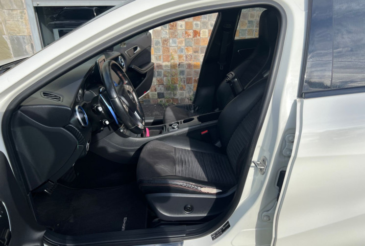 Mercedes Classe A 180 Turbo 1.6 i 16V Turbo 7G-DCT 122 cv AMG