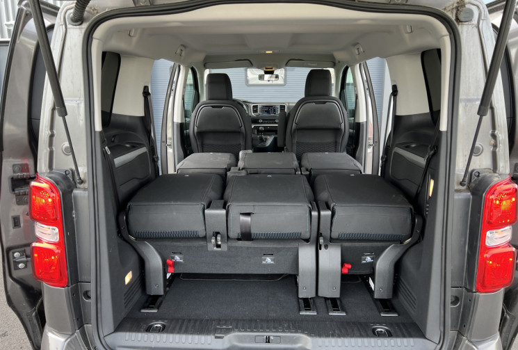 Peugeot TRAVELLER 2.0 BLUE HDI 145 / 8 PLACES / GRIP CONTROL / 2 PORTES LATERALES