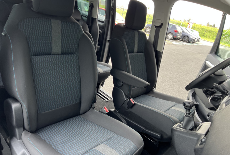 Peugeot TRAVELLER 2.0 BLUE HDI 145 / 8 PLACES / GRIP CONTROL / 2 PORTES LATERALES