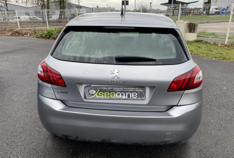 Peugeot 308 1.6 BlueHDI S&S 120 CV 