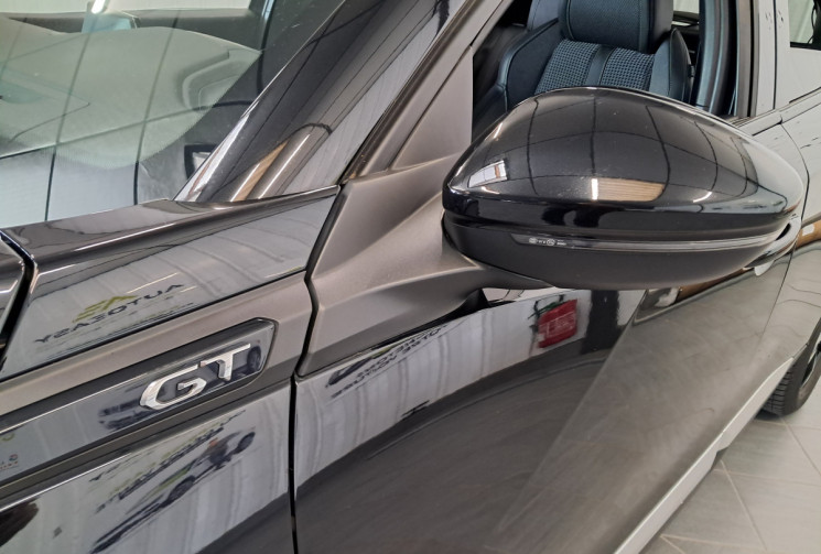 Peugeot 2008  GT 130 PureTech SS EAT8 / 2ÈME MAIN / CAMÉRA DE RECUL / ENTRETIEN SUIVI