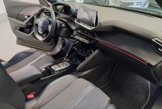 Peugeot 2008  GT 130 PureTech SS EAT8 / 2ÈME MAIN / CAMÉRA DE RECUL / ENTRETIEN SUIVI