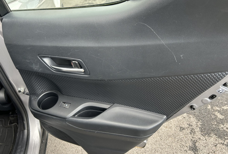 Toyota C-HR 122h Hybride 1.8 VVTI  Dynamic Business 