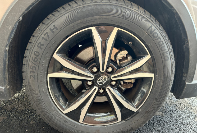 Toyota C-HR 122h Hybride 1.8 VVTI  Dynamic Business 