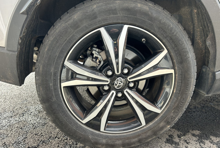 Toyota C-HR 122h Hybride 1.5 hsd Dynamic Business 