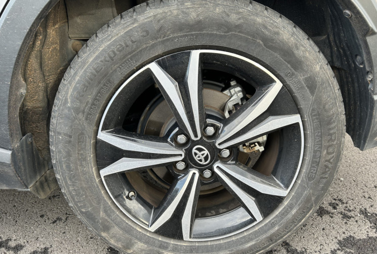 Toyota C-HR 122h Hybride 1.5 hsd Dynamic Business 