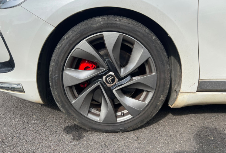 Citroën DS5  2.0 HDi FAP 200 Hybrid4 4x4 16V BMP6 S&S 163 cv