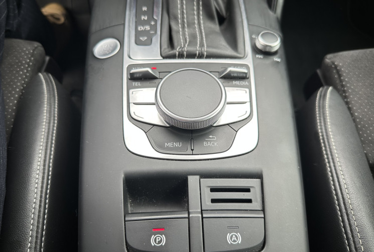 Audi A3 SPORTBACK 1.8 TFSi  S-Tronic7 180 S LINE