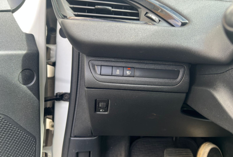 Peugeot 208  I 1.2 VTi 12V BMP5 S&S 82 cv