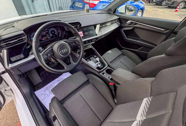 Audi A3 SPORTBACK Sportback 35 1.5 TFSI Mild Hybrid S-Tronic 7 150 cv BVA DESIGN 