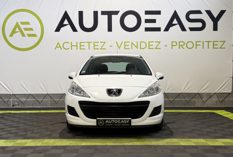 Peugeot 207 1,4i 75 ACCESS + Attelage + régulateur - Première main / Distri OK 
