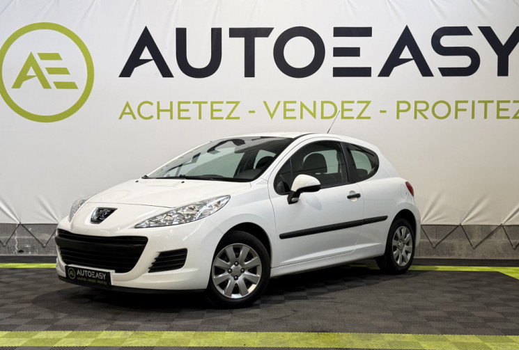 Peugeot 207 1,4i 75 ACCESS + Attelage + régulateur - Première main / Distri OK 
