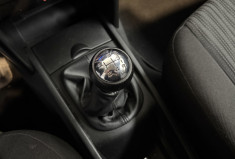 Peugeot 207 1,4i 75 ACCESS + Attelage + régulateur - Première main / Distri OK 