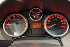 Peugeot 207 1,4i 75 ACCESS + Attelage + régulateur - Première main / Distri OK 