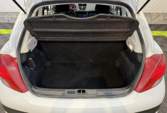 Peugeot 207 1,4i 75 ACCESS + Attelage + régulateur - Première main / Distri OK 
