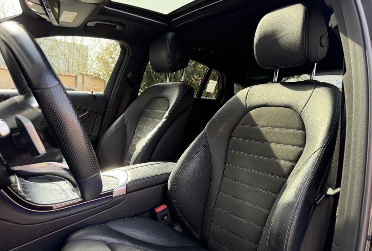 Mercedes GLC Coupé 300 de 194 +122 ch AMG Line 4Matic 9G-Tronic / Entretien MB 100% / État neuf