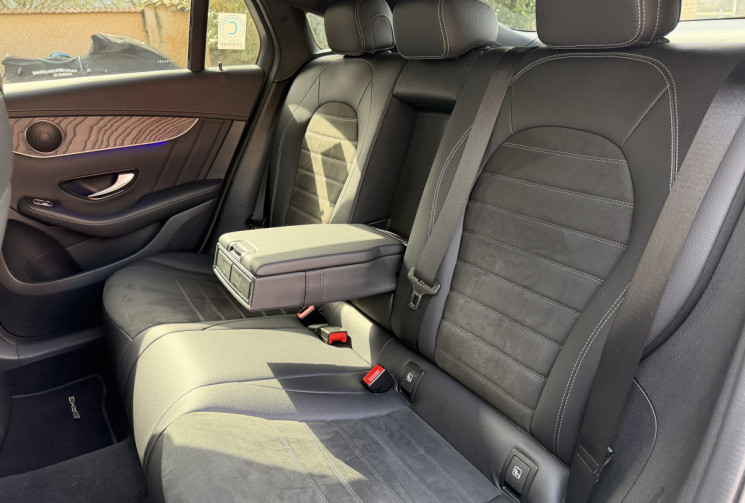 Mercedes GLC Coupé 300 de 194 +122 ch AMG Line 4Matic 9G-Tronic / Entretien MB 100% / État neuf