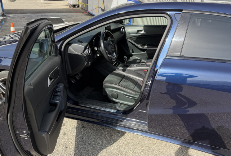 Mercedes Classe A 200d 136 AMG Line