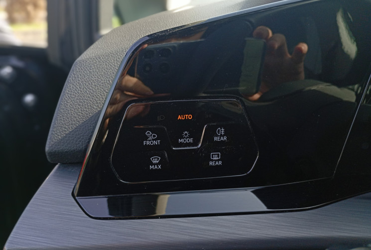 Volkswagen Golf  VIII 1.4 HYBRID RECHARGEABLE 204 ch DSG6 Style / Attelage / Toit Ouvrant