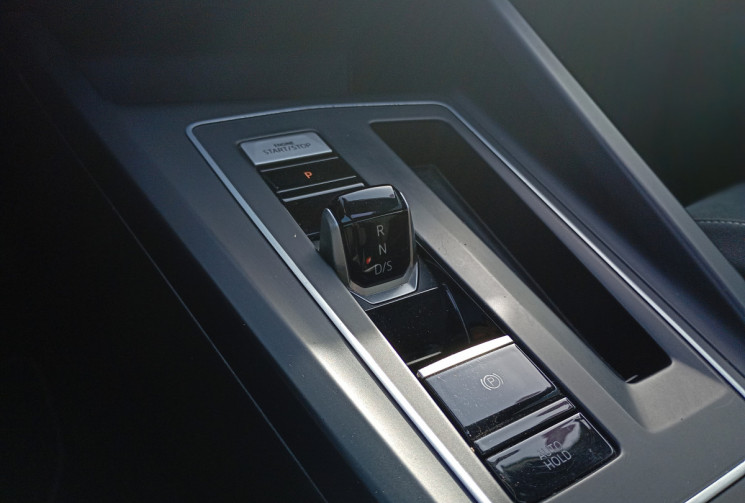 Volkswagen Golf  VIII 1.4 HYBRID RECHARGEABLE 204 ch DSG6 Style / Attelage / Toit Ouvrant