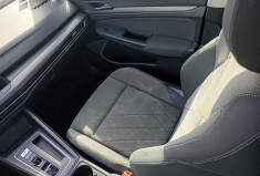 Volkswagen Golf  VIII 1.4 HYBRID RECHARGEABLE 204 ch DSG6 Style / Attelage / Toit Ouvrant