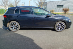Volkswagen Golf  VIII 1.4 HYBRID RECHARGEABLE 204 ch DSG6 Style / Attelage / Toit Ouvrant