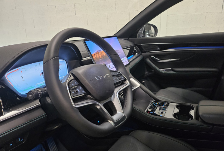 BYD Seal U  1.5 218 PHEV boost / dispo immédiatement/ tarif clé en main carte grise compris