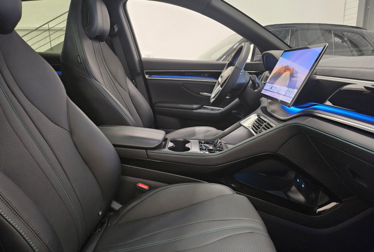 BYD Seal U  1.5 218 PHEV boost / dispo immédiatement/ tarif clé en main carte grise compris