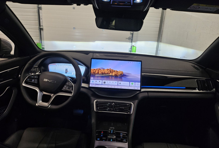 BYD Seal U  1.5 218 PHEV boost / dispo immédiatement/ tarif clé en main carte grise compris