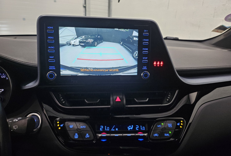 Toyota C-HR 2.0 hybride 184 CV graphic